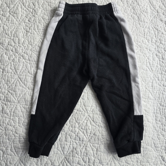 Nike Jordan Jumpman 2 Piece Tracksuit - Black White Pink 24 Months - Picture 8 of 9